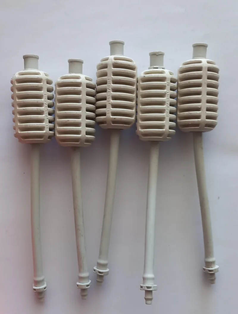 Tubín 30 cm con Contrapeso e Inserto – Para Aspersor Spinnet 70 LPH