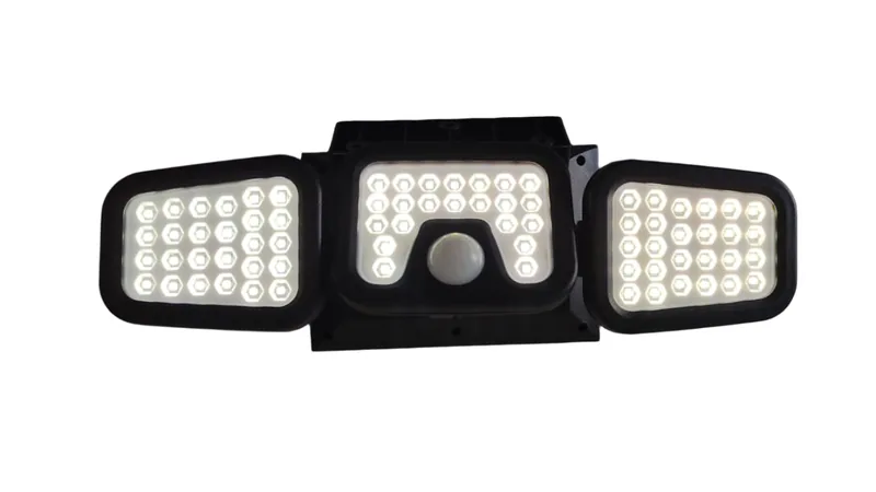 Lámpara Solar Exterior 10W Triple Dirección