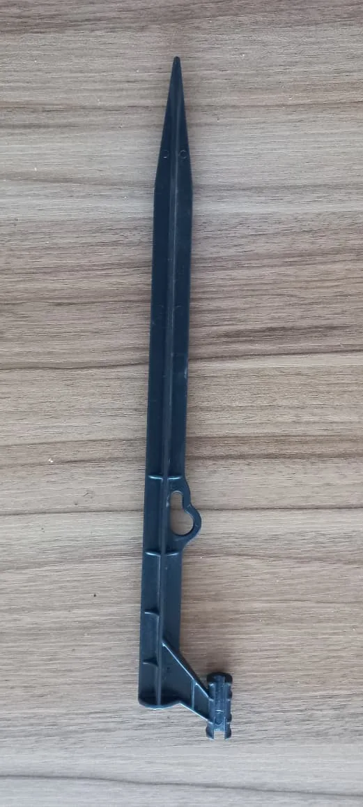 Estaca Plástica 33 cm para Aspersores Serie R y WR – Resistente y Práctica — foto 2