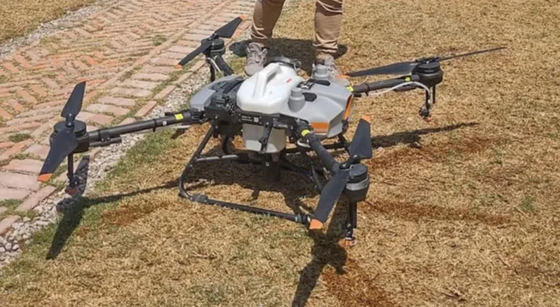 Kit Dron Agrícola DJI Agras T50 con Tanque de 40 L