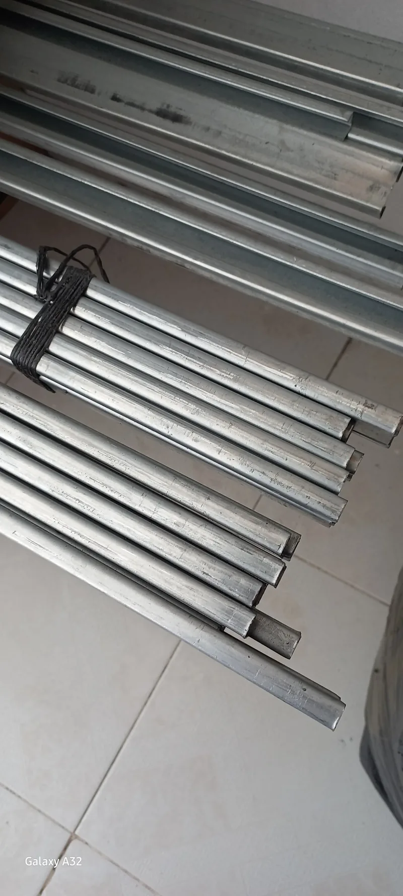 Perfil Cortinero Galvanizado Cal. 22 – 6m (Cortes a 3m)